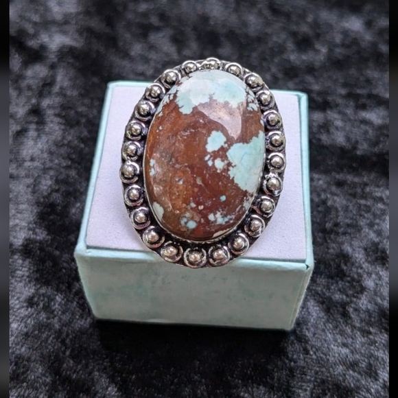 Handcrafted Oval Turquoise Ring - Picture 10 of 11